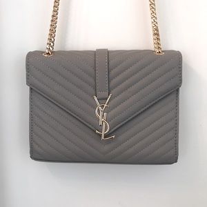 🛍NWOT Faux Leather Cross Body Bag 🛍